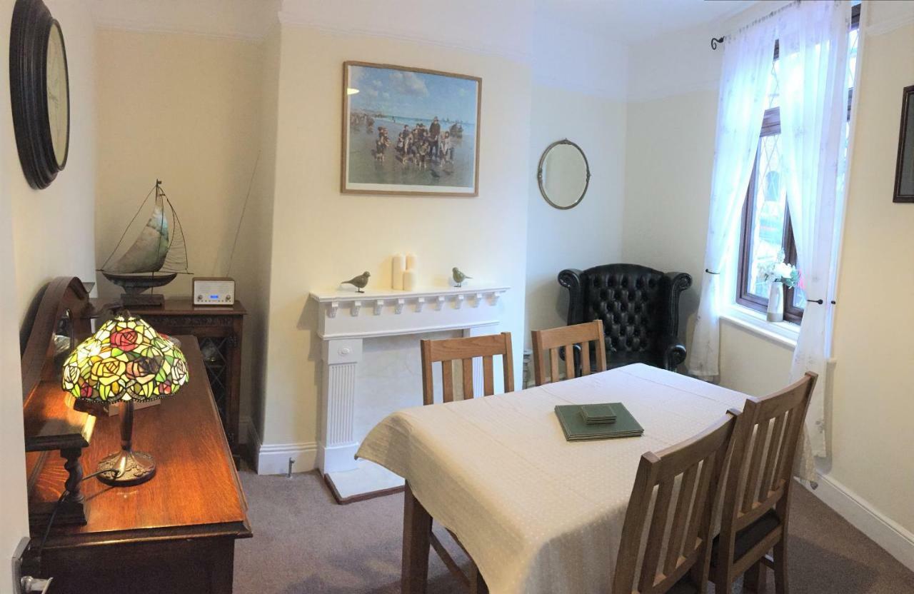 Browns Holiday Cottage Filey Eksteriør billede